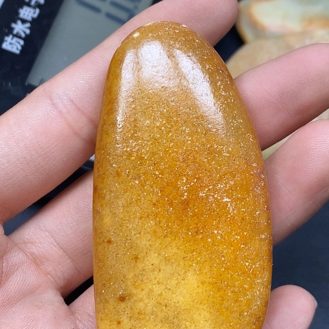 和田玉（糖玉）未镶嵌挂件