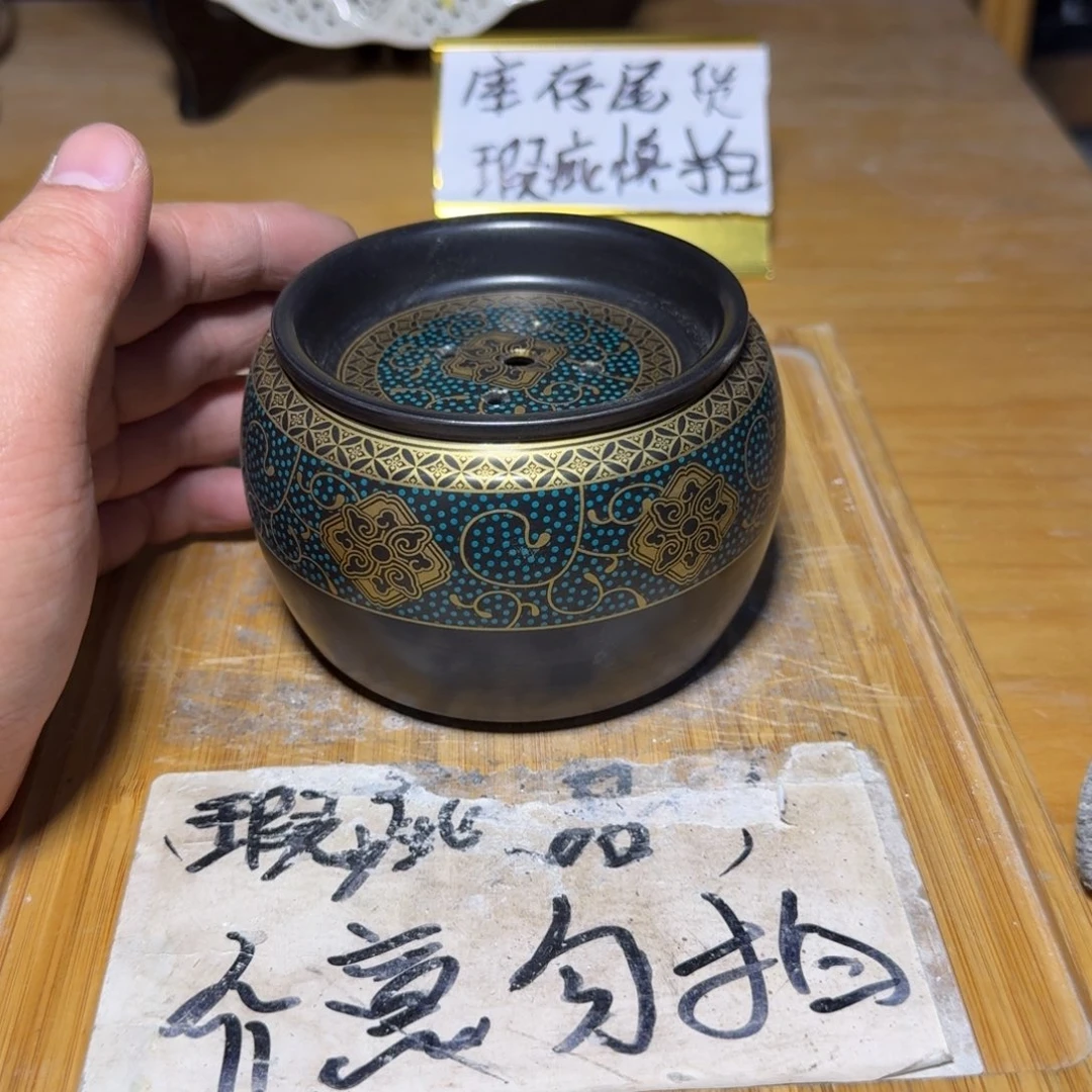 微瑕疵介意勿拍陶瓷器皿J990