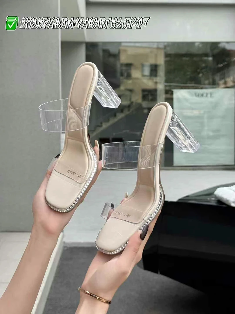 透明凉鞋2025新款百搭8Cm凉拖鞋粗跟一字拖高跟水钻夏季女鞋白色