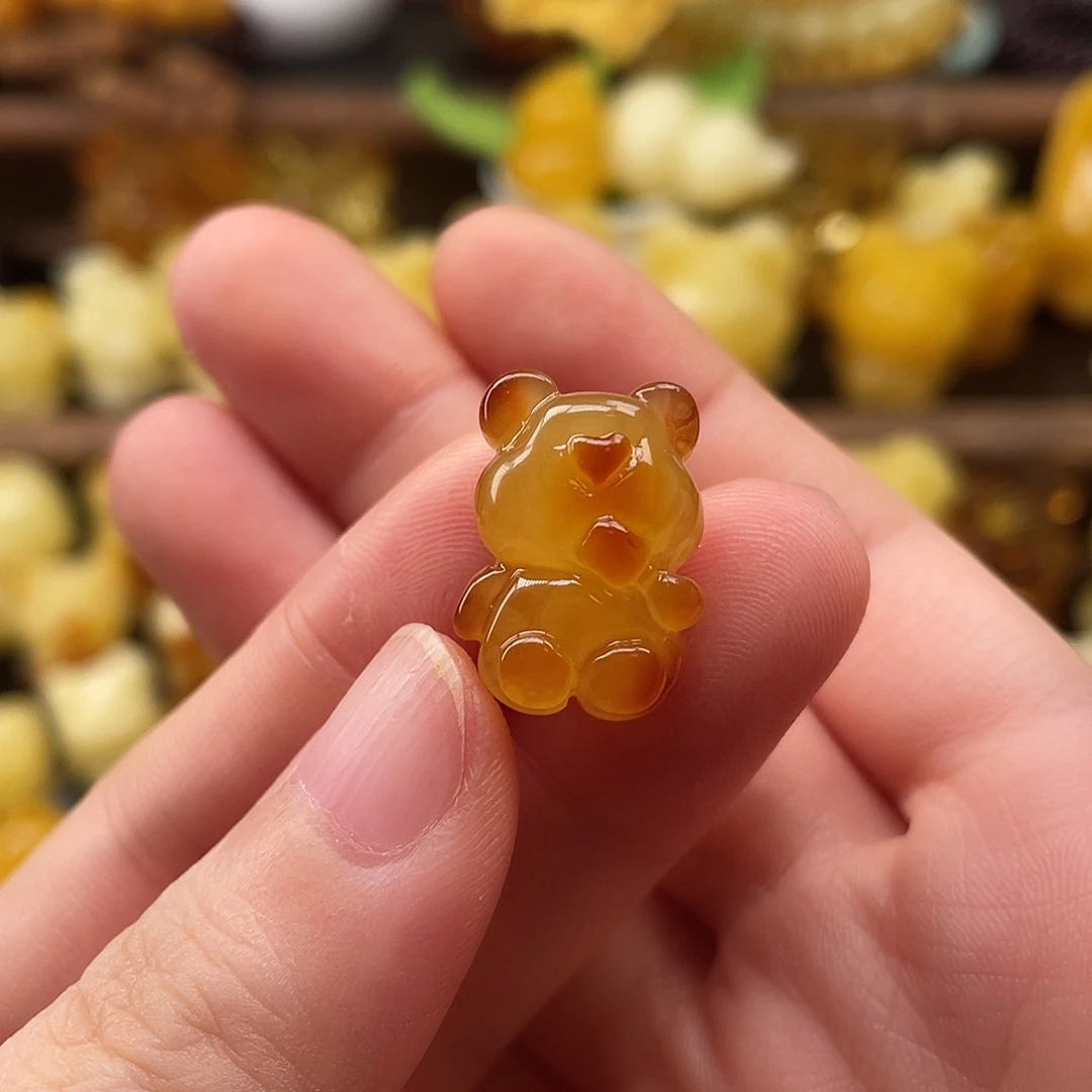琥珀未镶嵌珠宝奇石