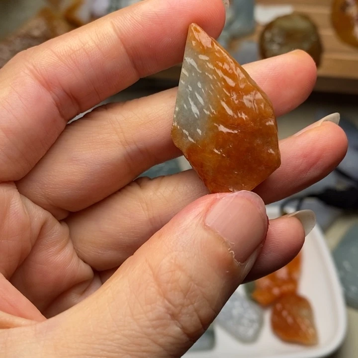 翡翠未镶嵌颈饰天然