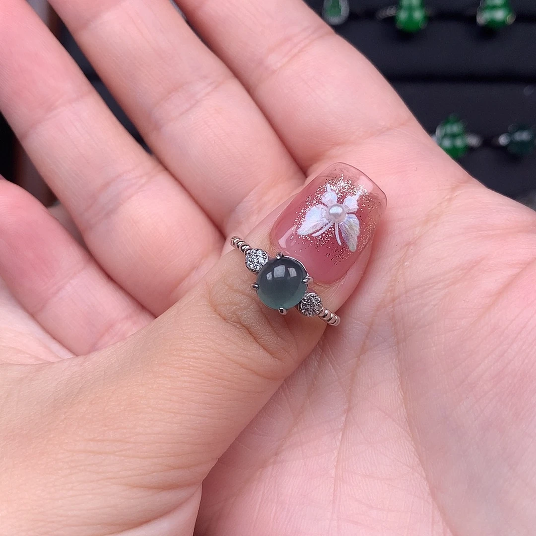 梨***点翡翠银S925镶嵌戒指