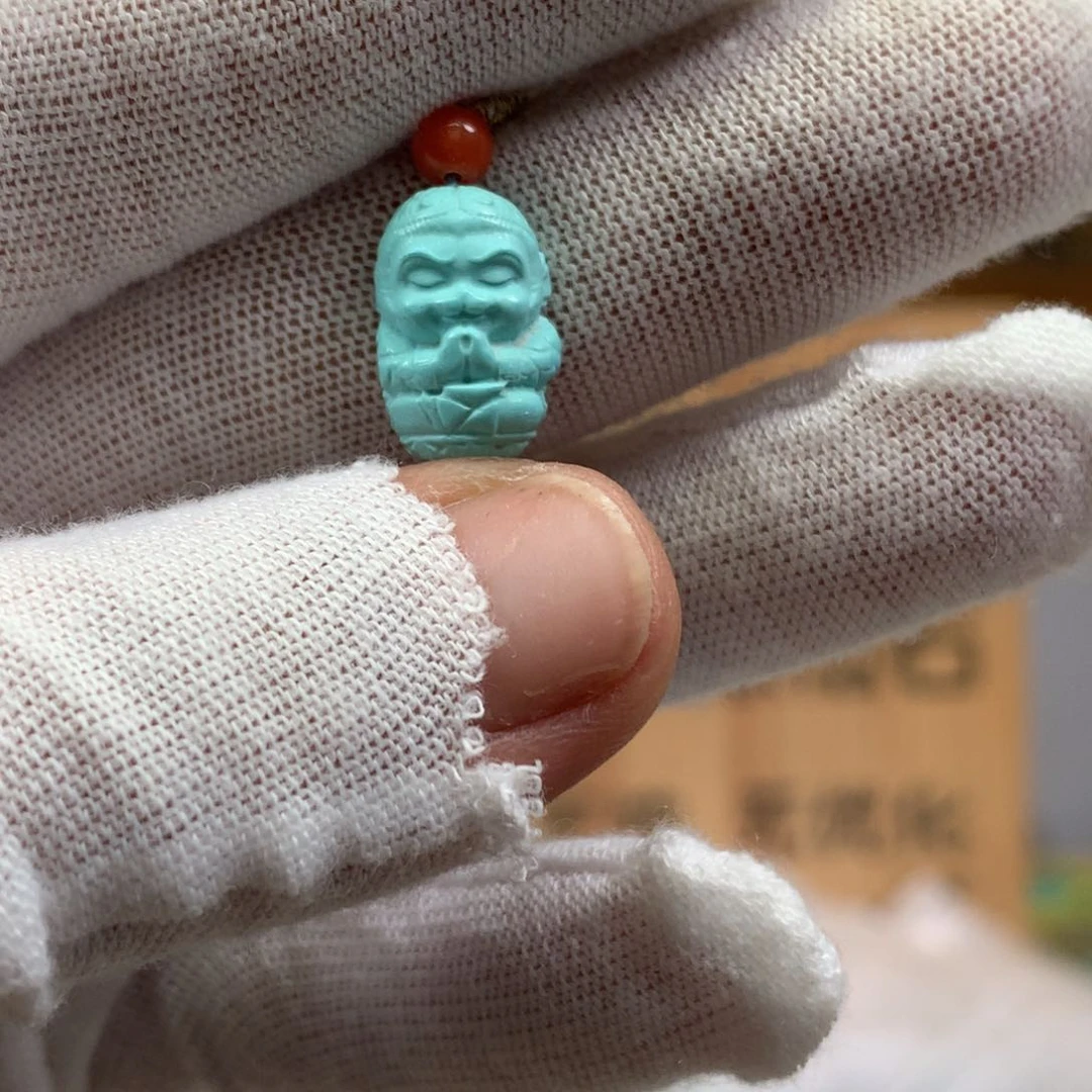 绿松石未镶嵌挂件