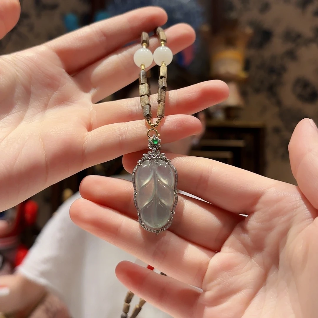 手串沉香未镶嵌颈饰