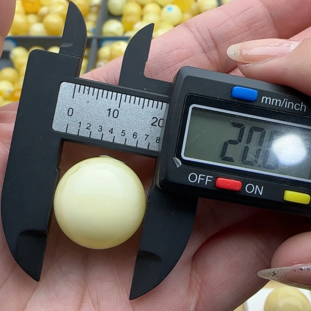 蜜蜡未镶嵌裸石浓白珠子