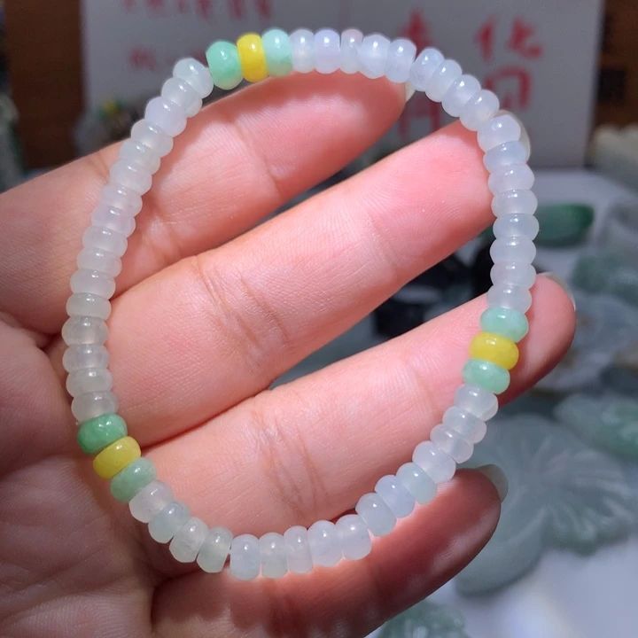 翡翠未镶嵌颈饰保真天然A货翡翠