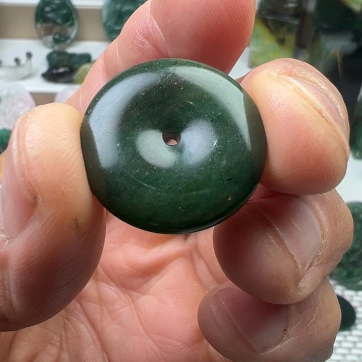 独山玉未镶嵌吊坠(不含链)