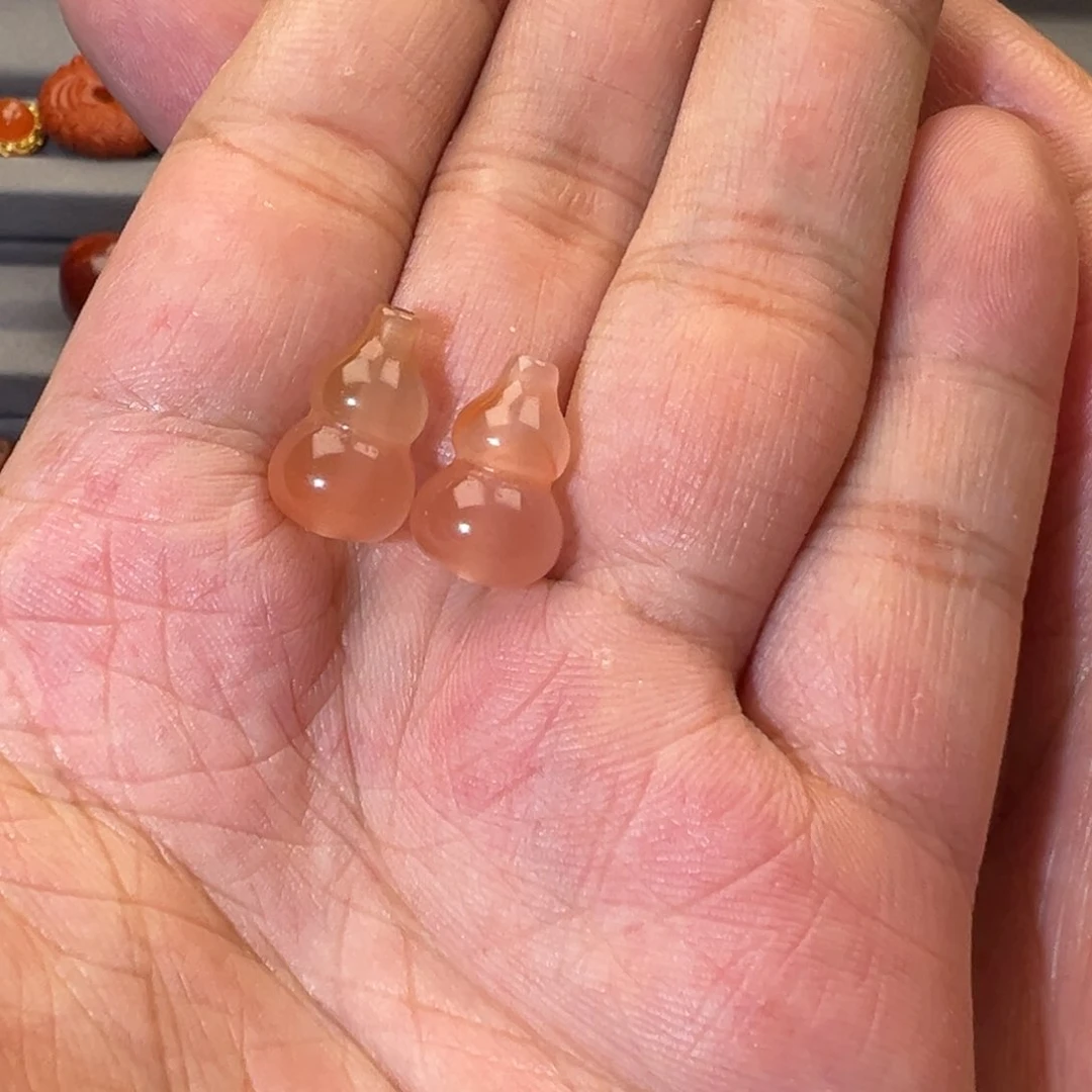 素***️南红玛瑙未镶嵌珠宝奇石冰飘葫芦弟子珠