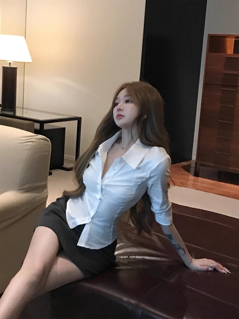高级感气质套装白色翻领职业长袖衬衫女秋季半身裙包臀短裙