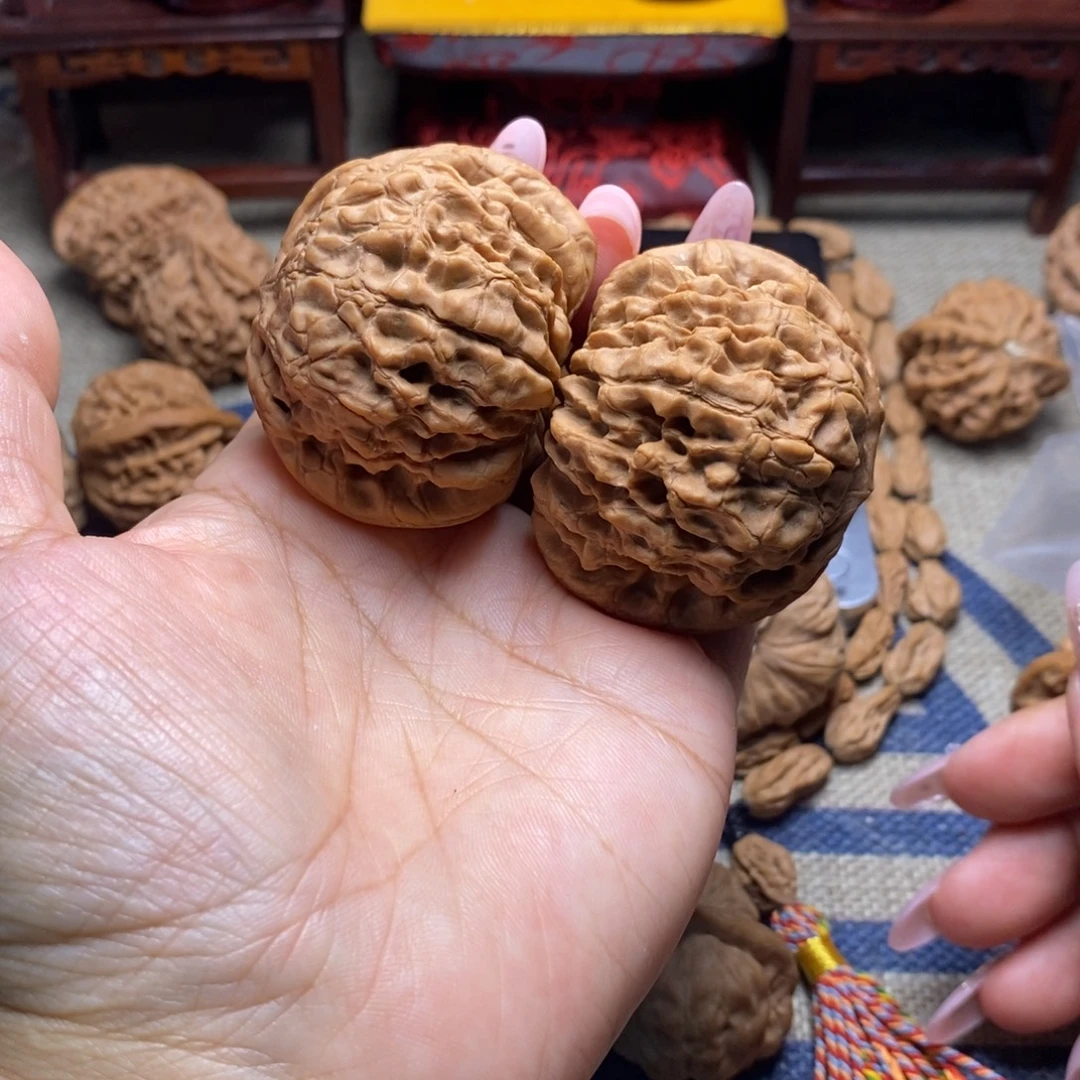 萨***博吊坠桃核龙鼎全品51