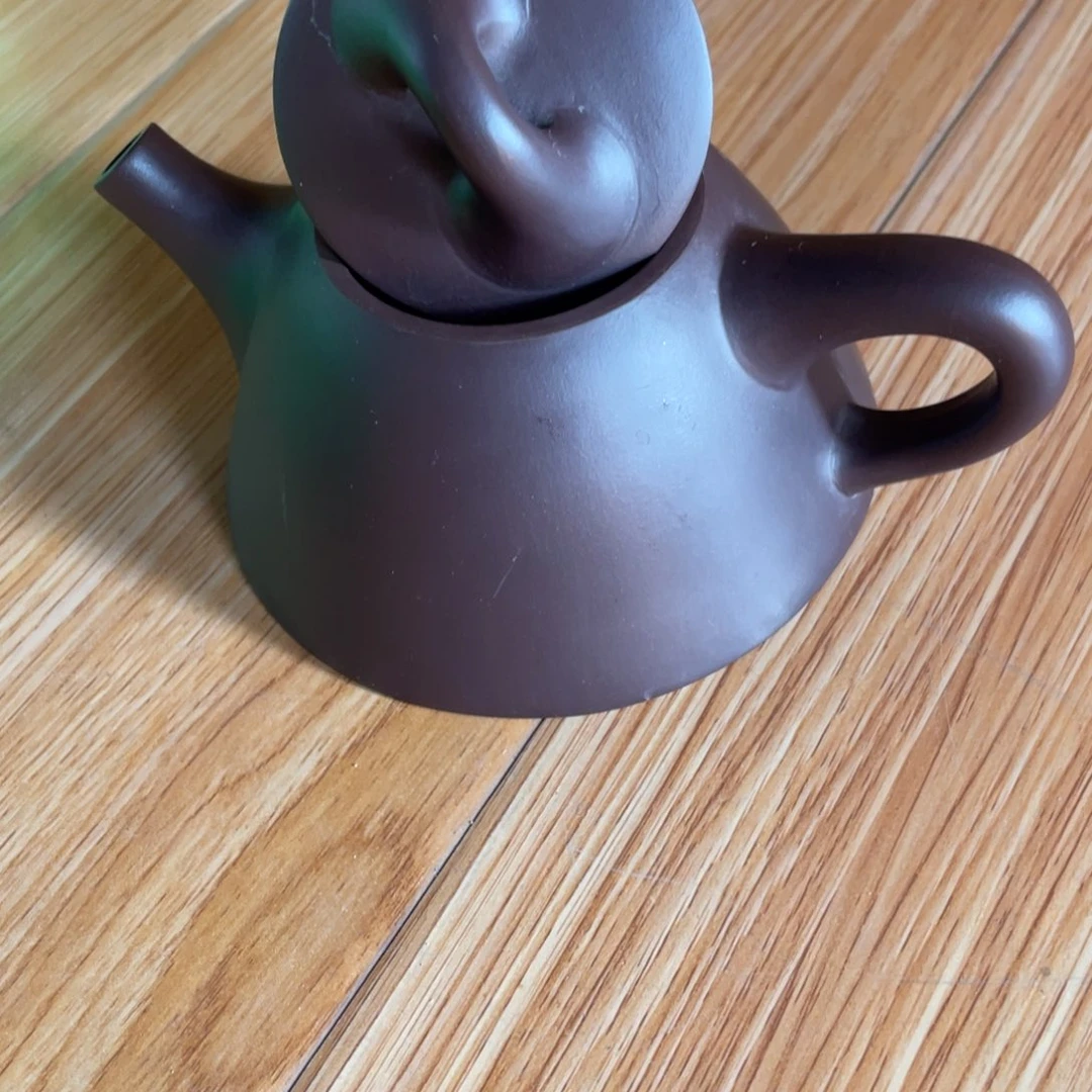 底槽青茶壶紫砂艺术作品