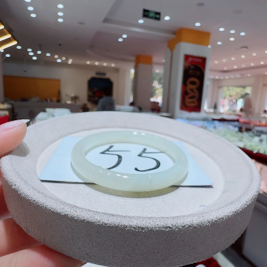 和田玉未镶嵌手镯286