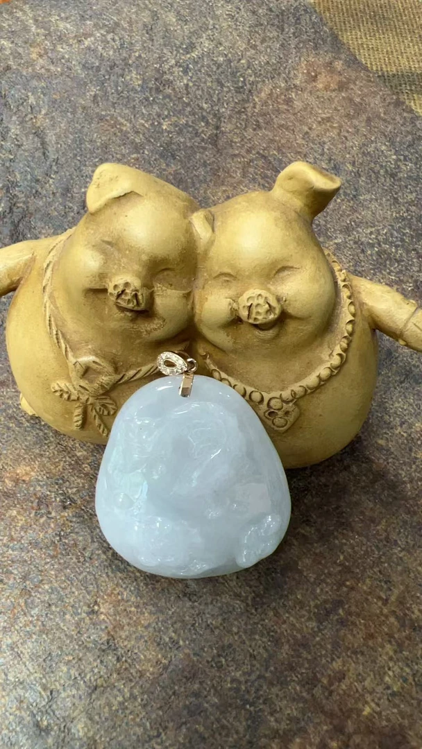 74号翡翠年年有余吊坠