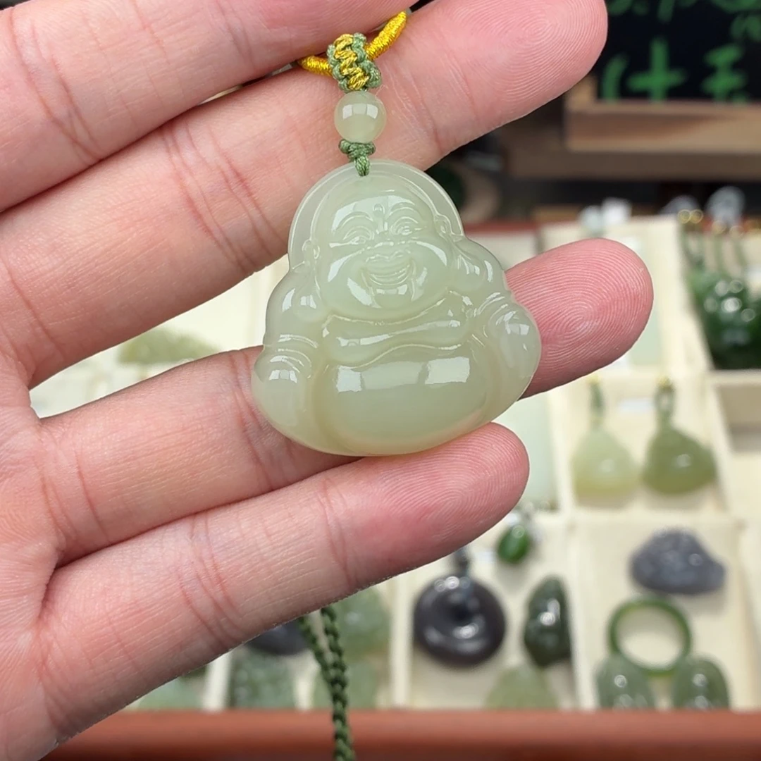 创***廊和田玉未镶嵌颈饰