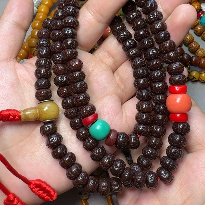 琉璃颈饰哈哈哈哈