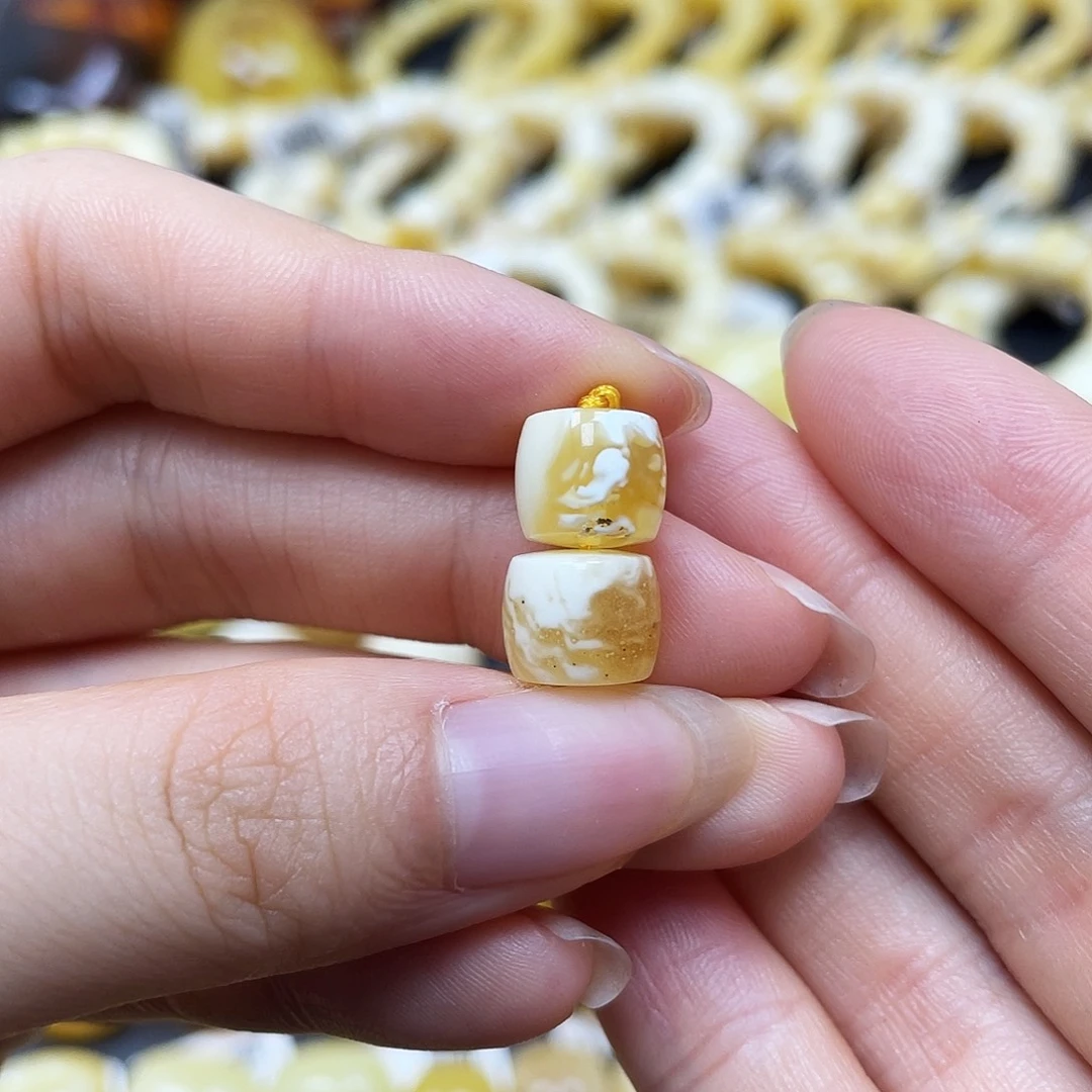 未镶嵌蜜蜡裸石直切对珠9.6mm瑕