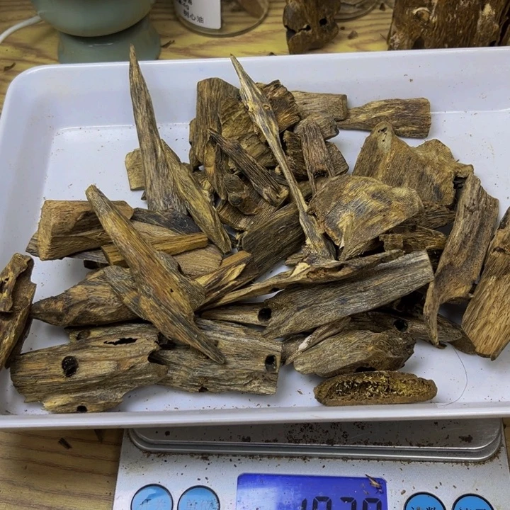 沉香沉香碎屑绿棋193 克