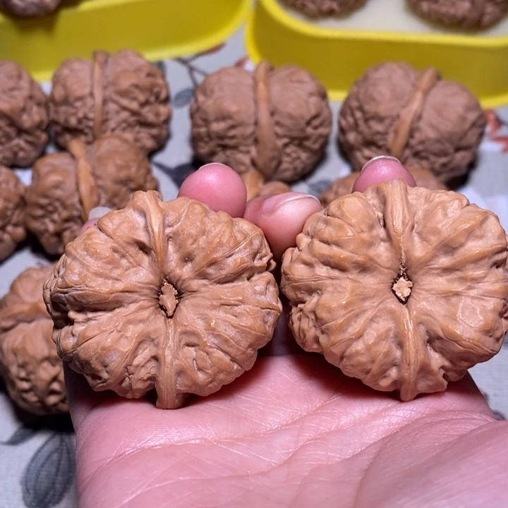 文玩核桃把件金****哥蛙蛙40色差