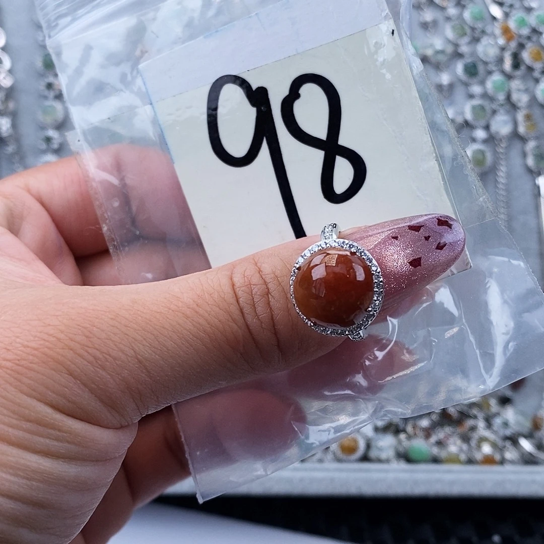 翡翠未镶嵌戒指缅甸