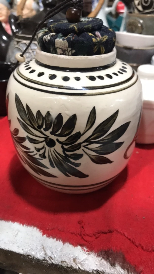 中国磁州窑手绘陶瓷茶叶罐