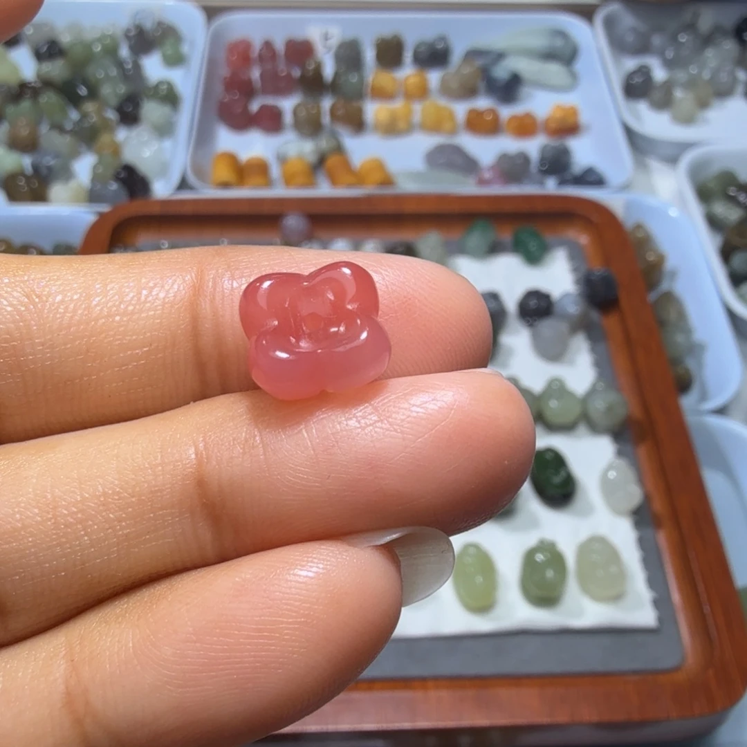 和田玉未镶嵌珠宝奇石