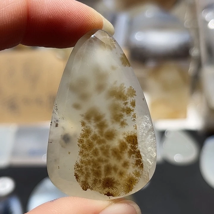 未镶嵌颈饰玛瑙/玉髓
