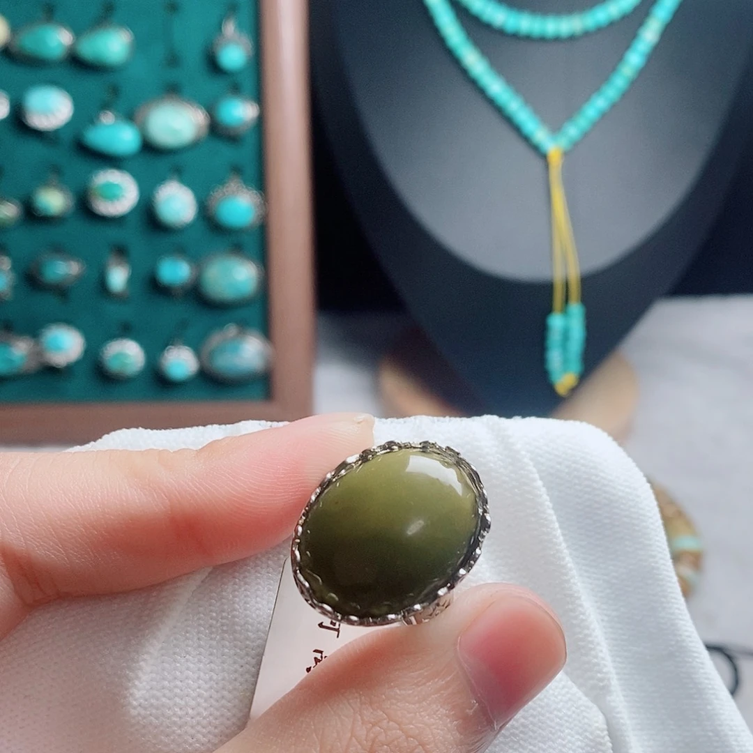 银S925镶嵌绿松石戒指