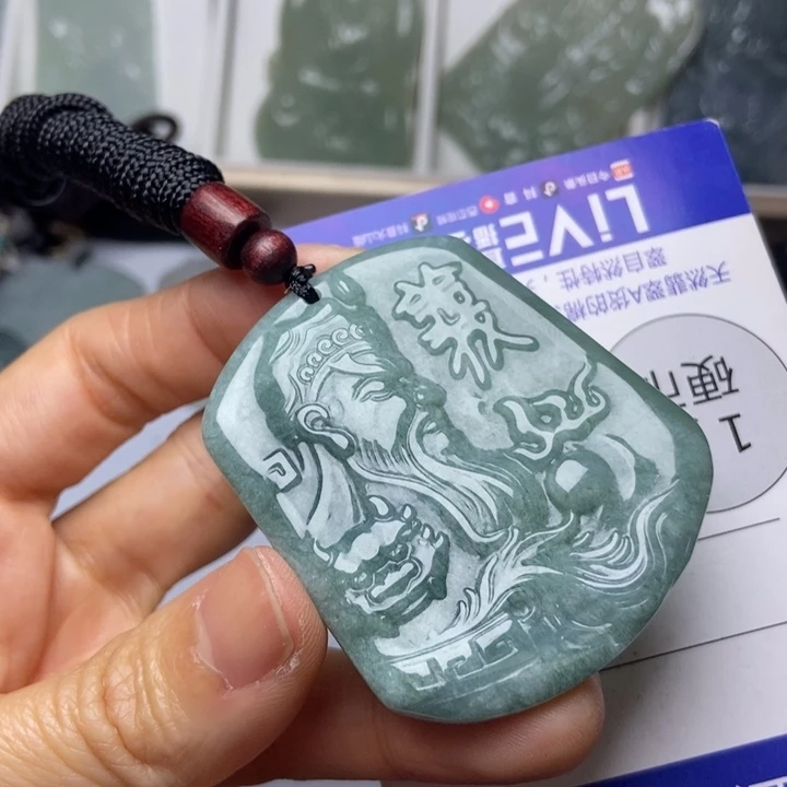 翡翠未镶嵌挂件翡翠