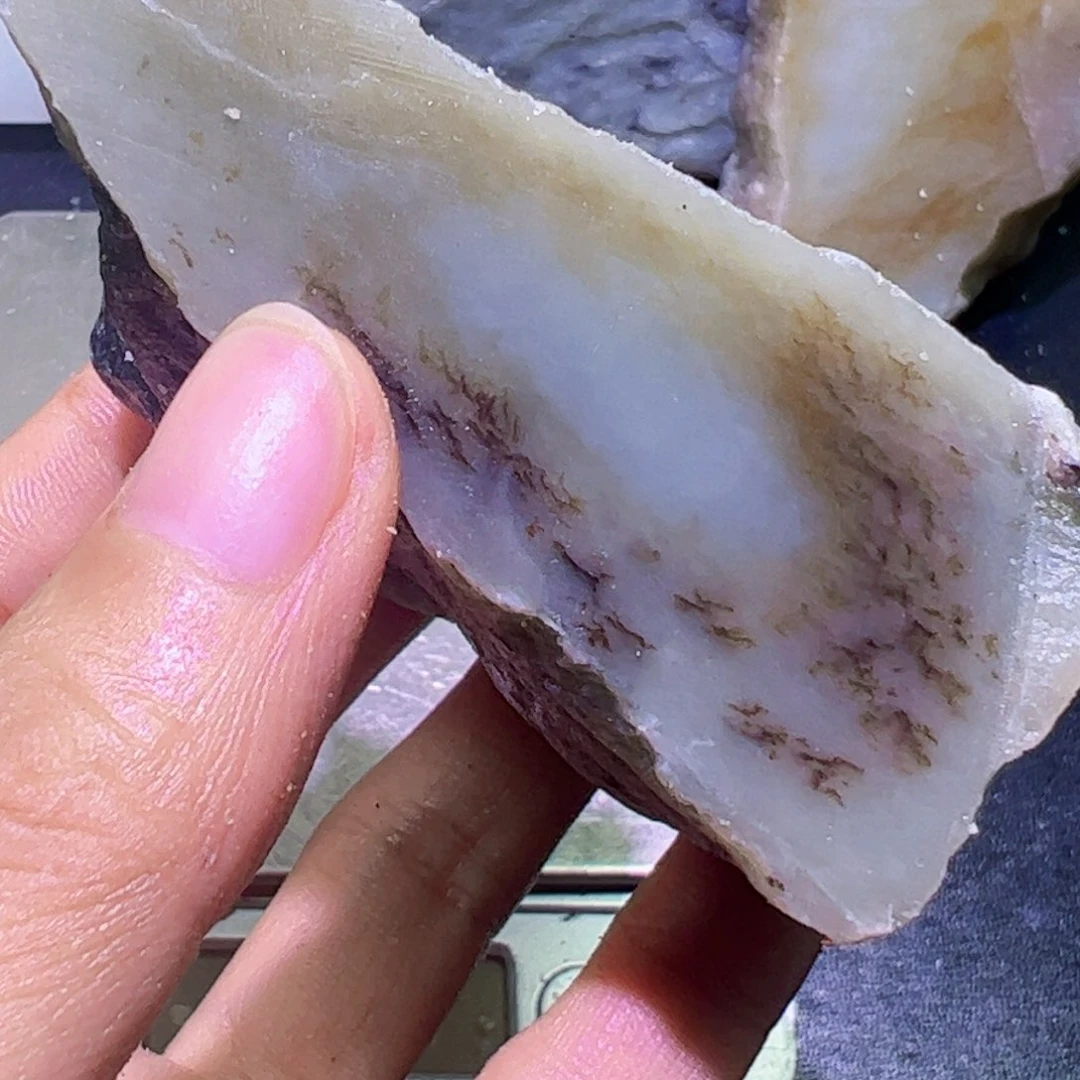 和田玉未镶嵌珠宝半成品