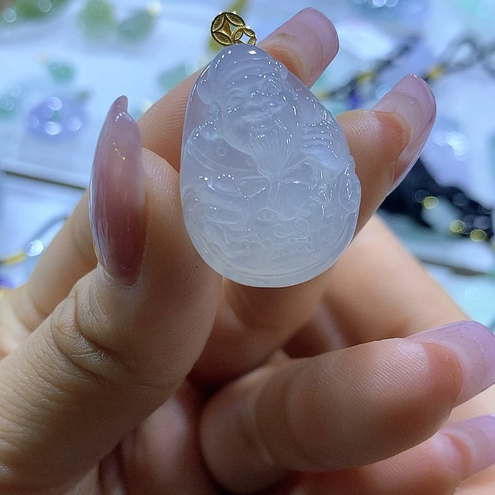 翡翠颈饰18K金镶嵌天然翡翠A货吊坠