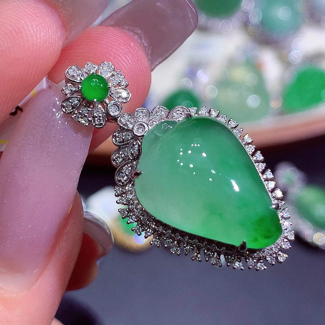 翡翠18K金镶嵌吊坠(不含链)