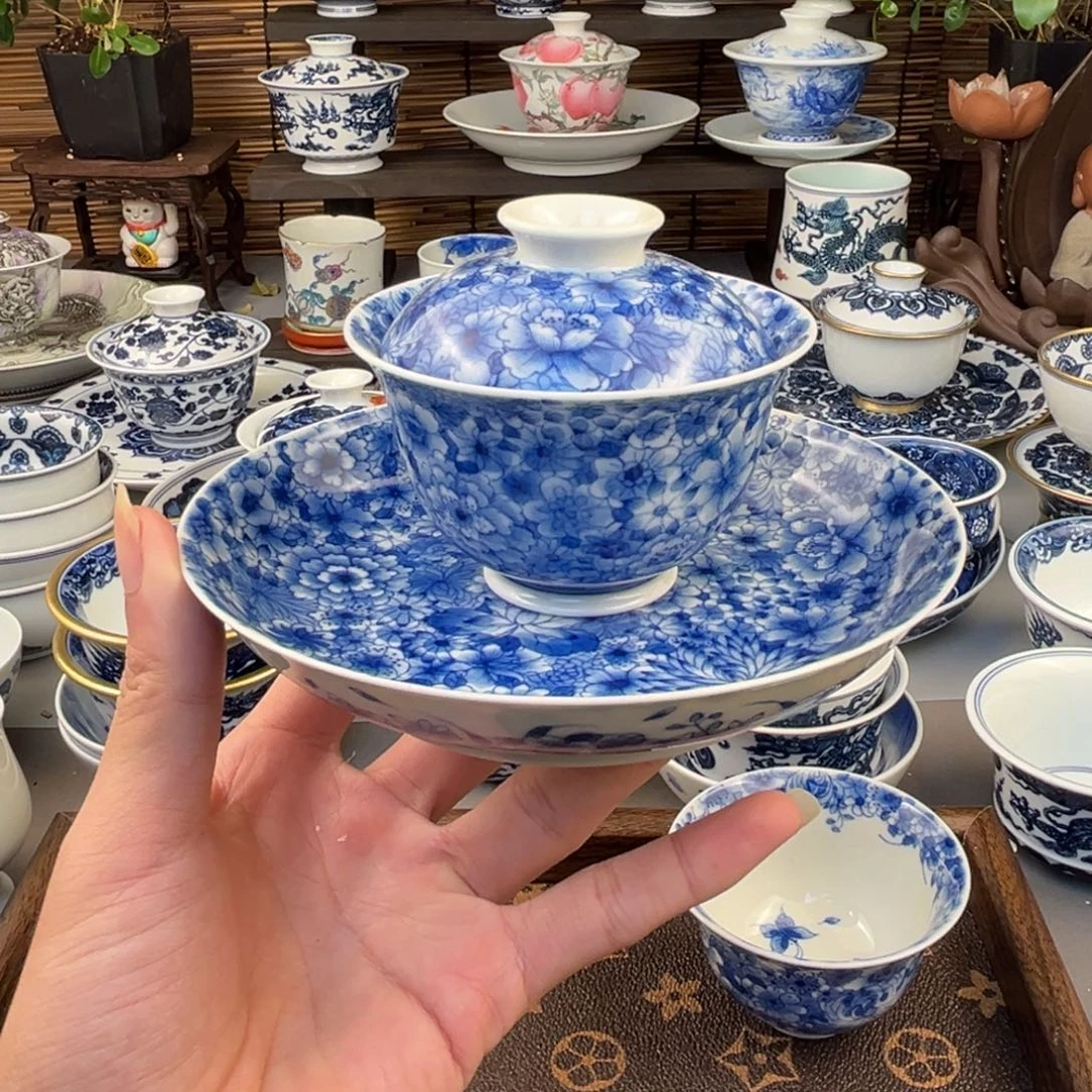 瓷片盖碗哈哈哈哈哈哈哈