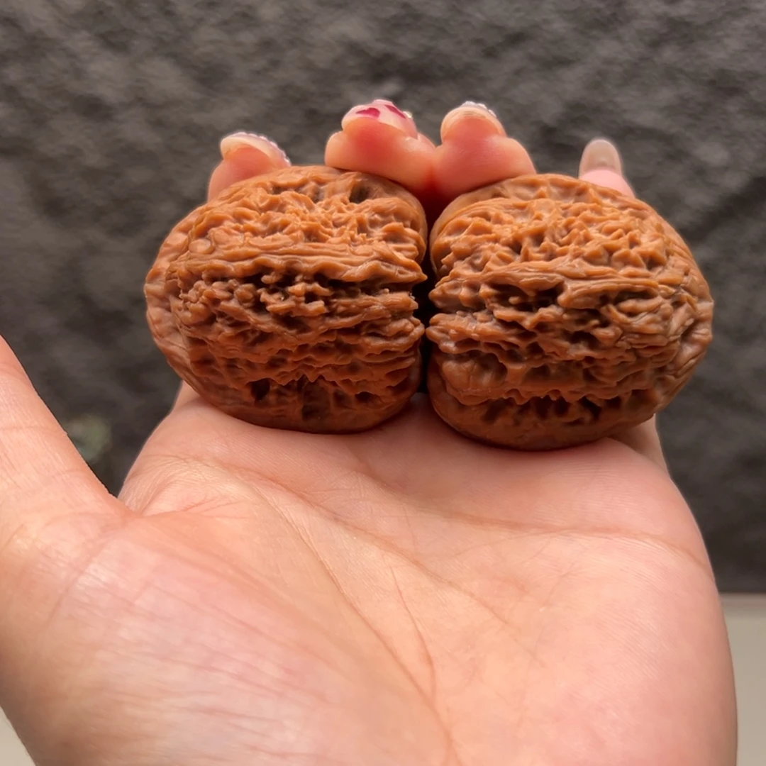 张***艺把件文玩核桃南疆39.5