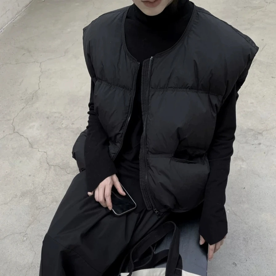 【谜洛】欧洲站秋冬时尚糖果色面包宽松羽绒马甲女休闲无袖背心外穿