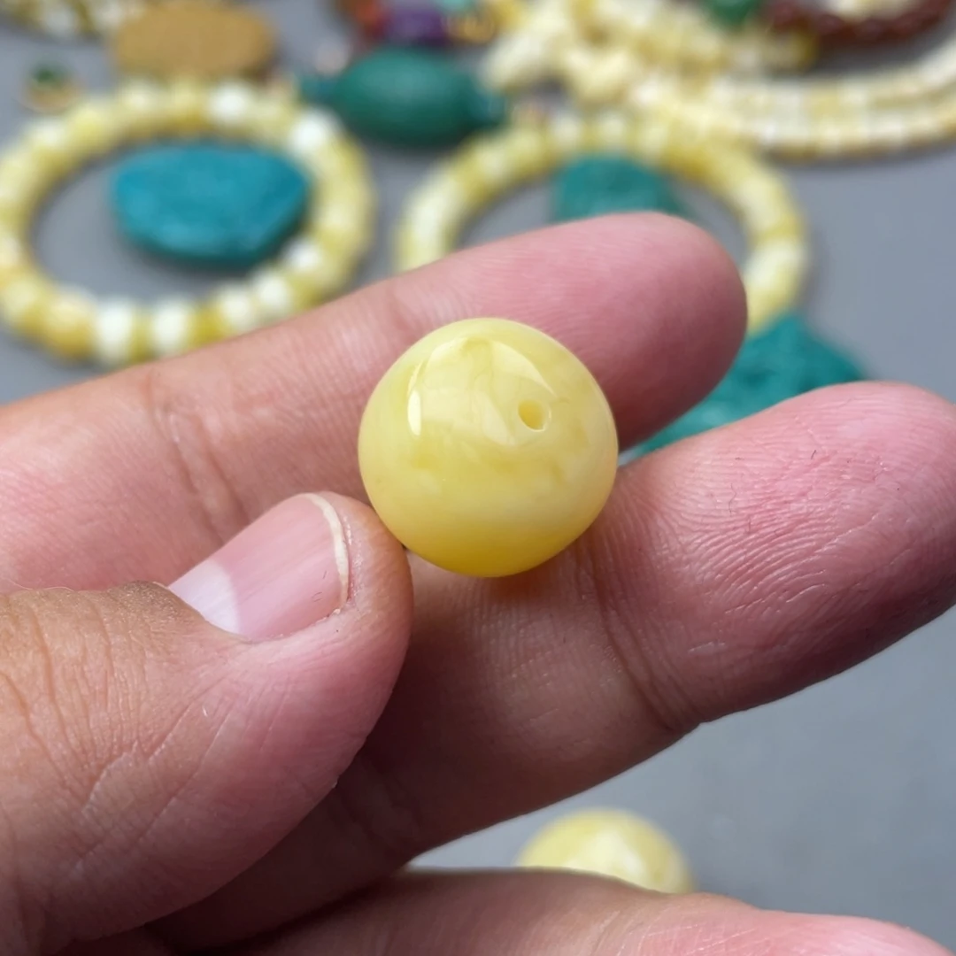 琥珀珠宝奇石未镶嵌80