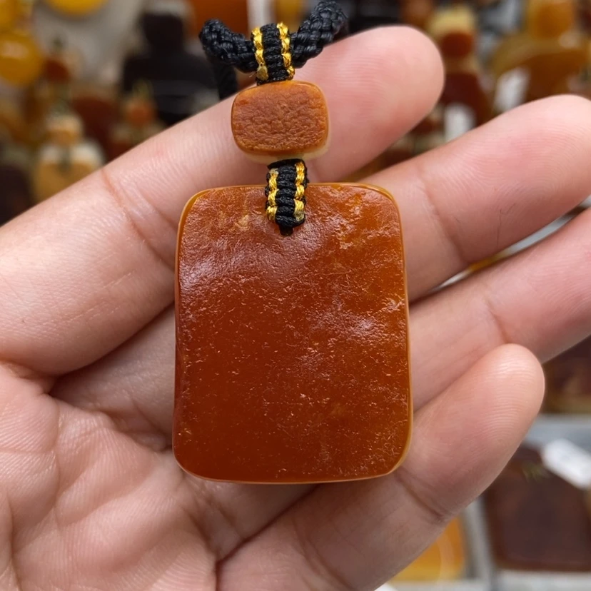【闪购商品】琥珀颈饰未镶嵌