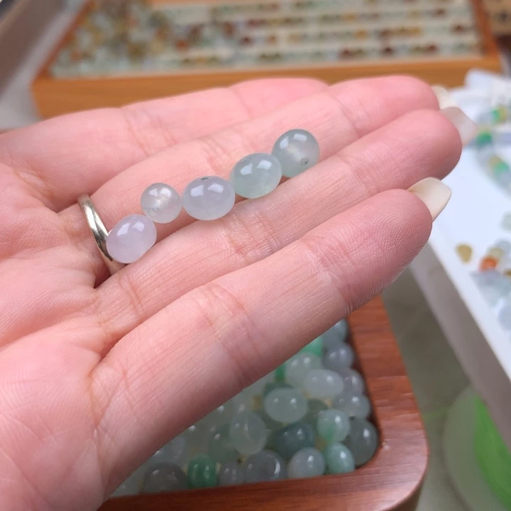 翡翠散珠g****r鼓珠一手