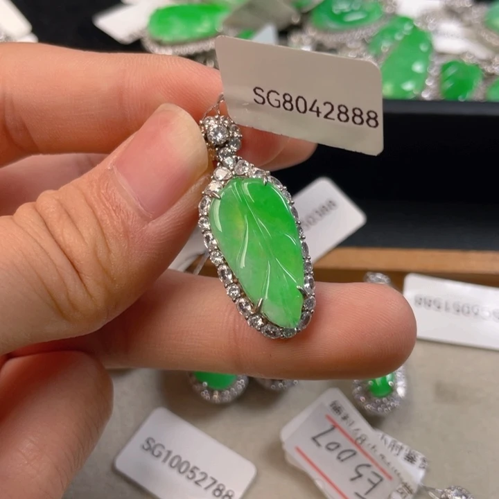 翡翠银S925镶嵌吊坠(不含链)