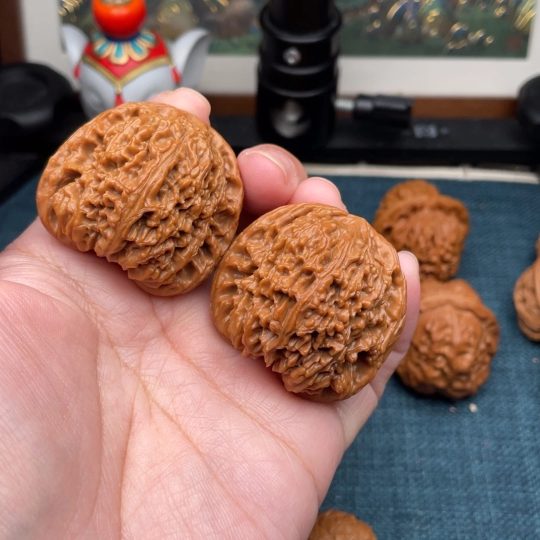 把件文玩核桃红皮涿鹿南疆石42