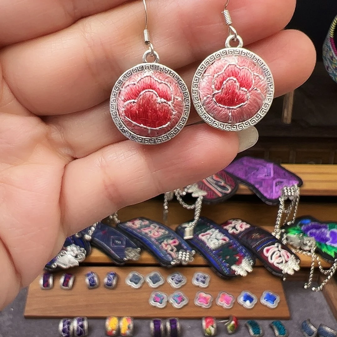 织绣手工刺绣工艺品