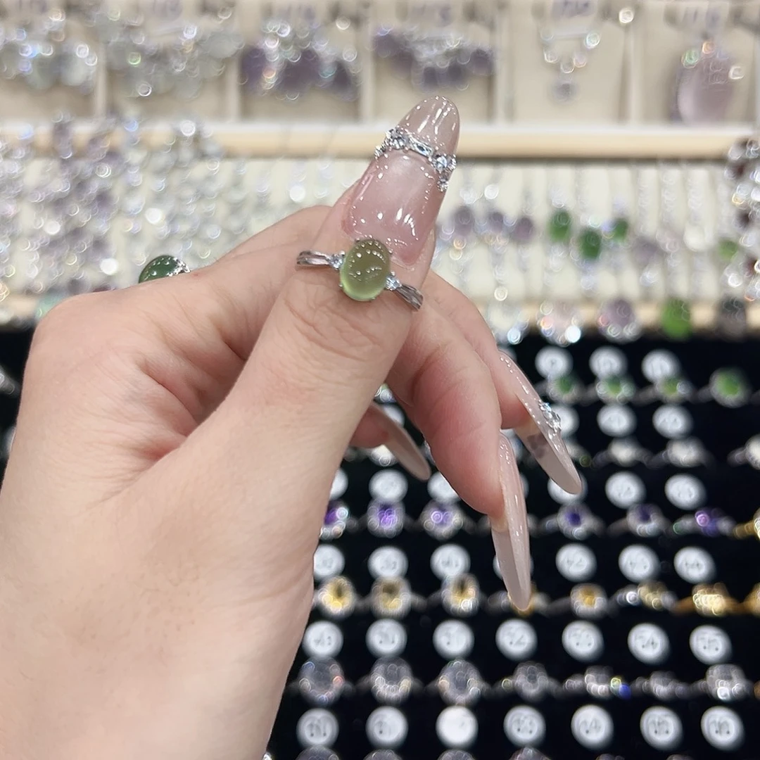 凡***我岫玉银S925镶嵌戒指