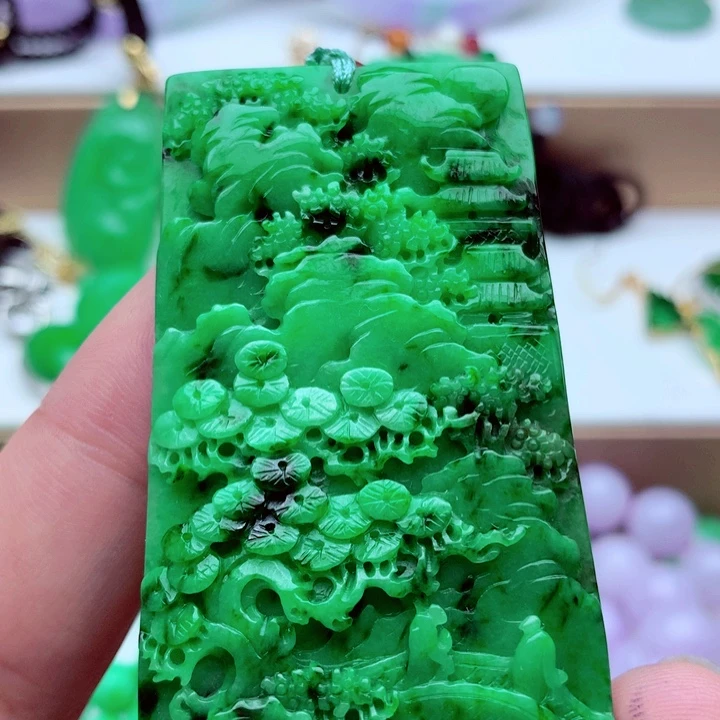 翡翠未镶嵌吊坠(不含链)