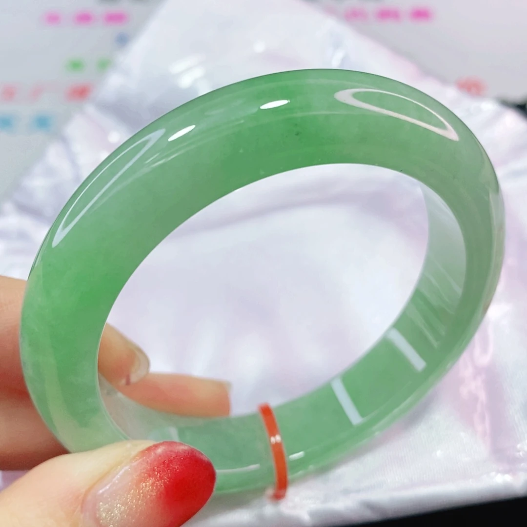 未镶嵌手镯翡翠52.5圈糯冰