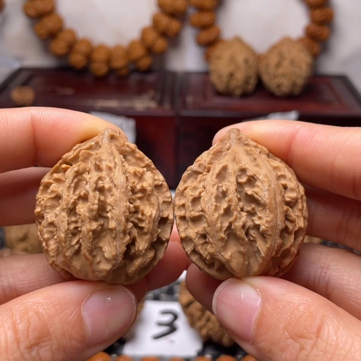 文玩核桃吊坠秦岭核桃