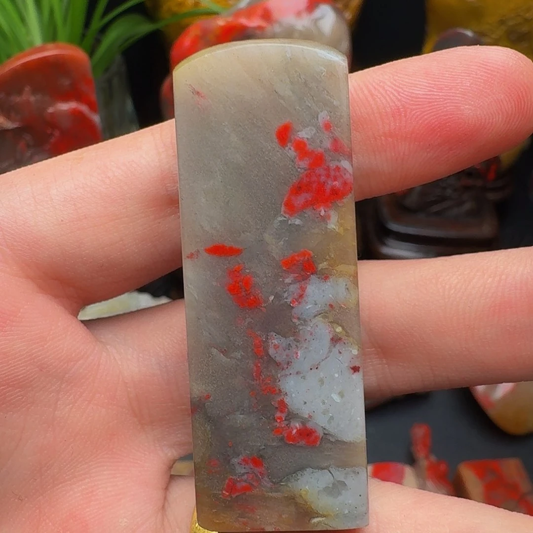 昌化鸡血石昌化鸡血石