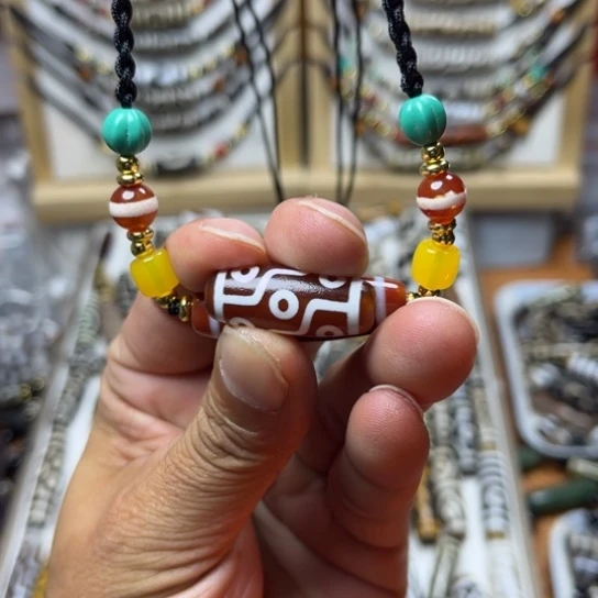 哥***哥玛瑙/玉髓未镶嵌颈饰