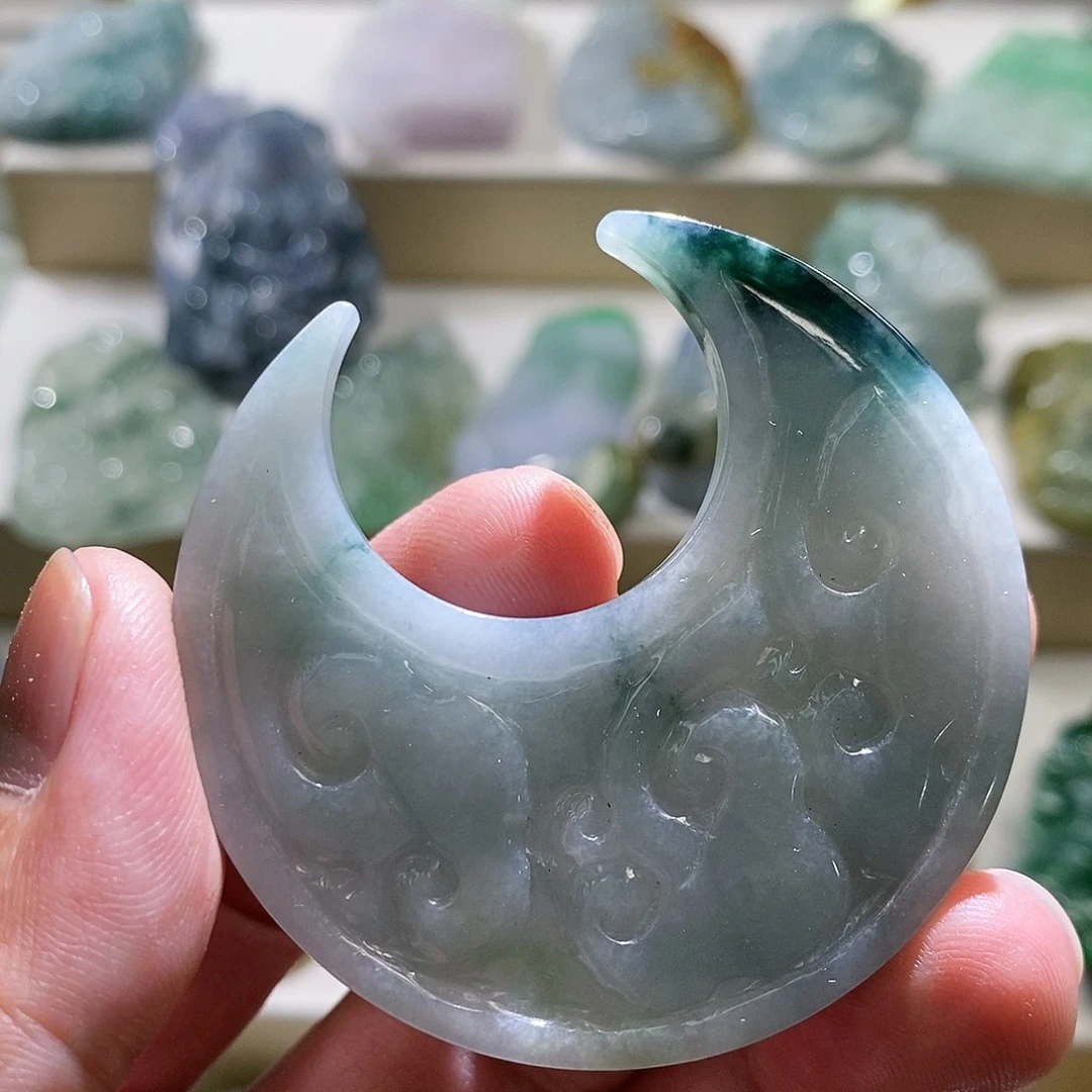 【闪购商品】翡翠颈饰未镶嵌11111111111111