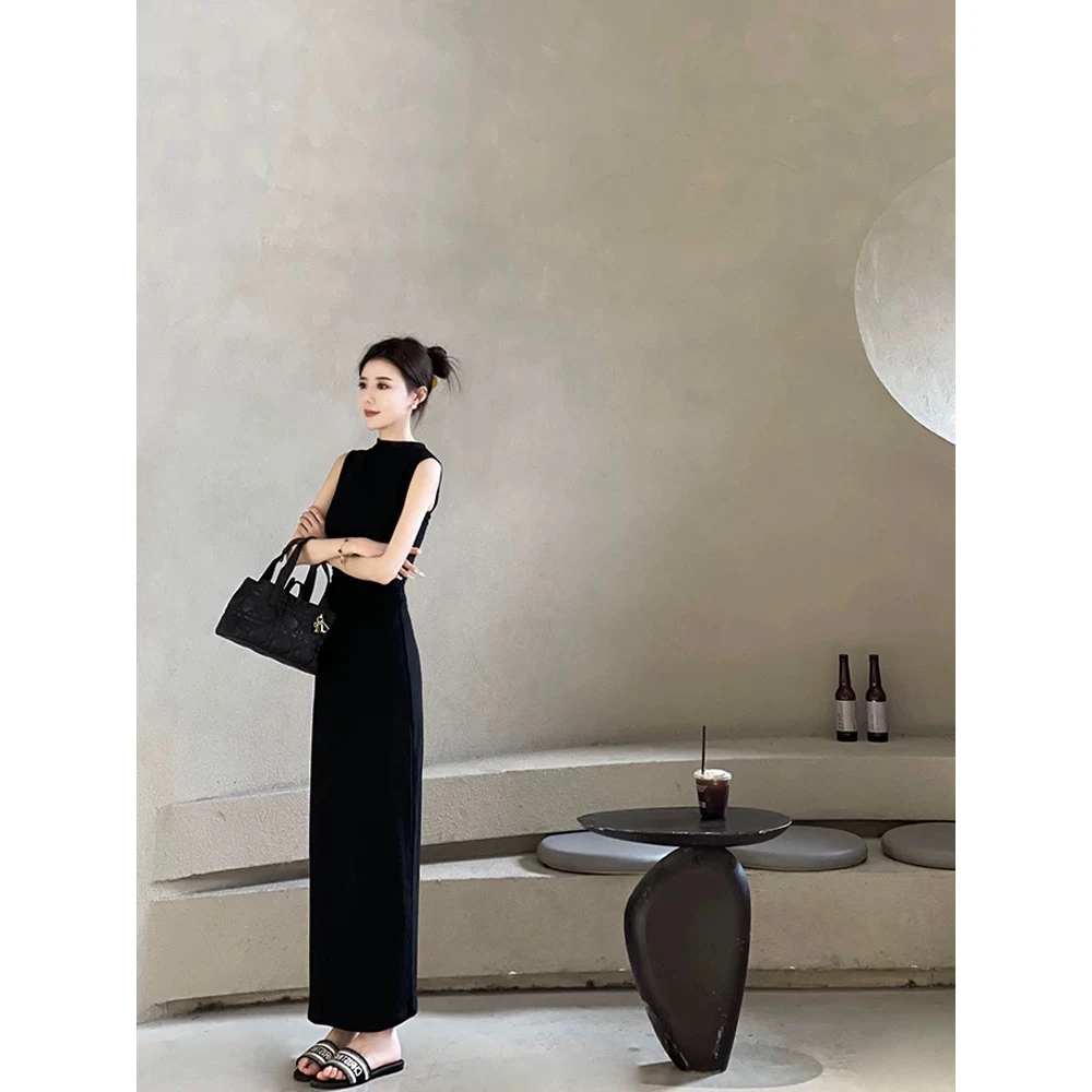 法式黑色半高领无袖背心连衣裙女夏季高级感气质赫本风包臀长裙子