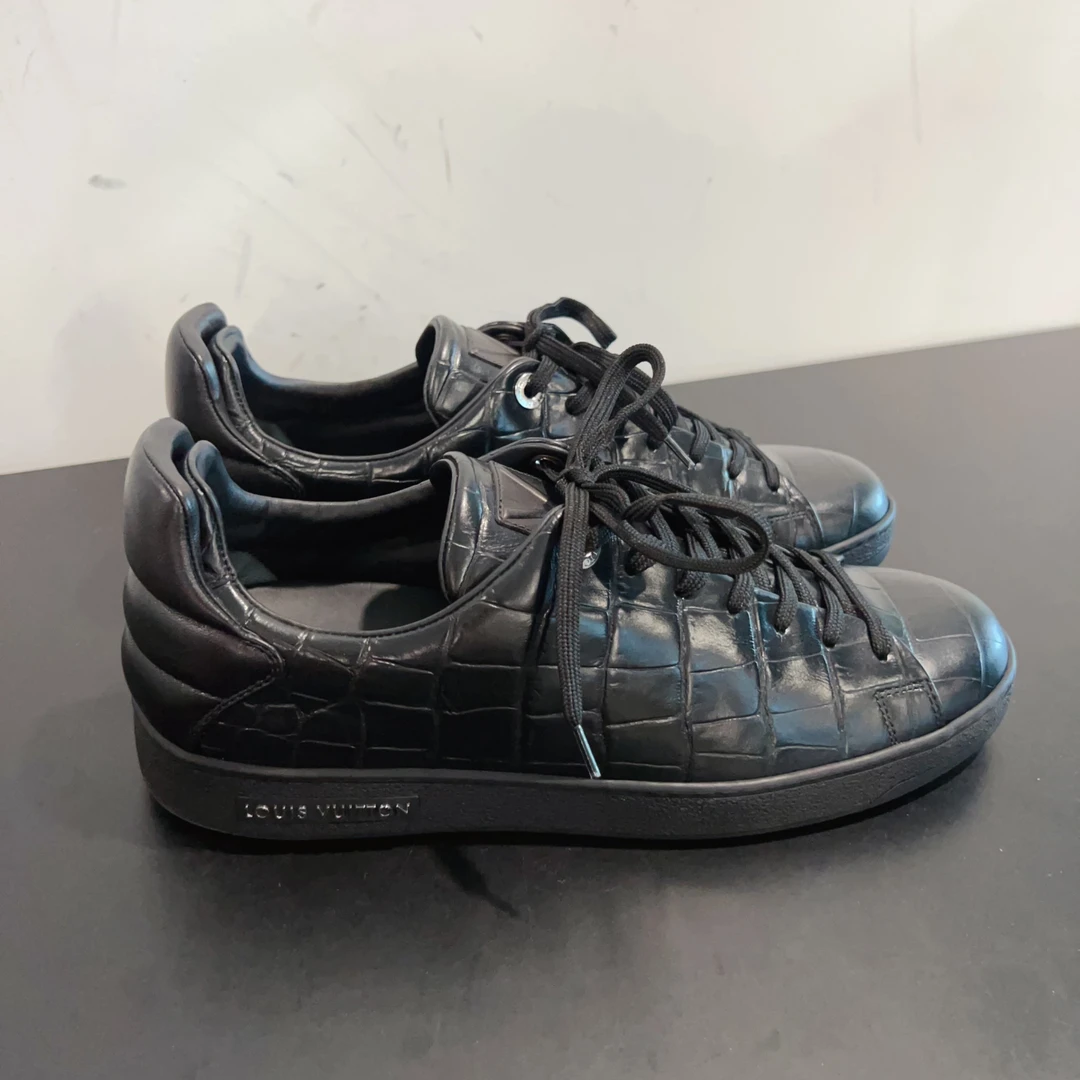 99新 LouisVuitton/路易威登 板鞋  尺码41成色看直播GSH1829