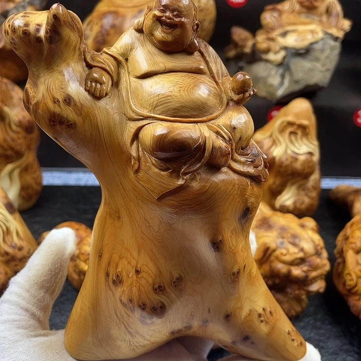 壹***子柏木（崖柏）抱球摆件